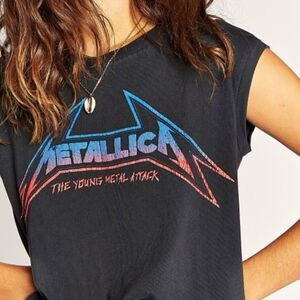 Daydreamer Metallica The Young Metal Attack T Shirt Graphic Women’s Size M